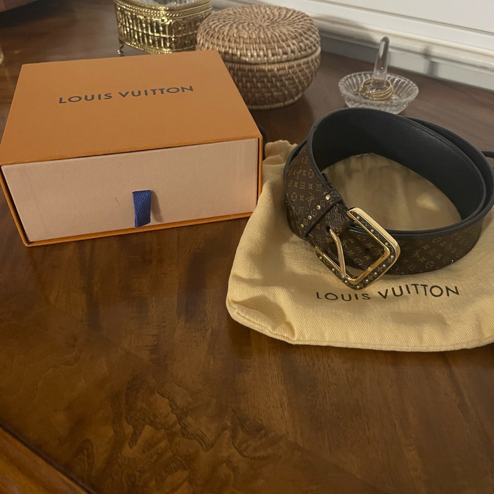 Authentic Louis Vuitton Belt